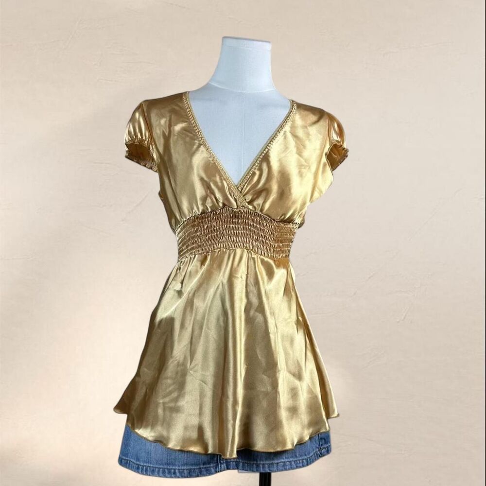 Gorgeous Y2K Gold L Patricia Top